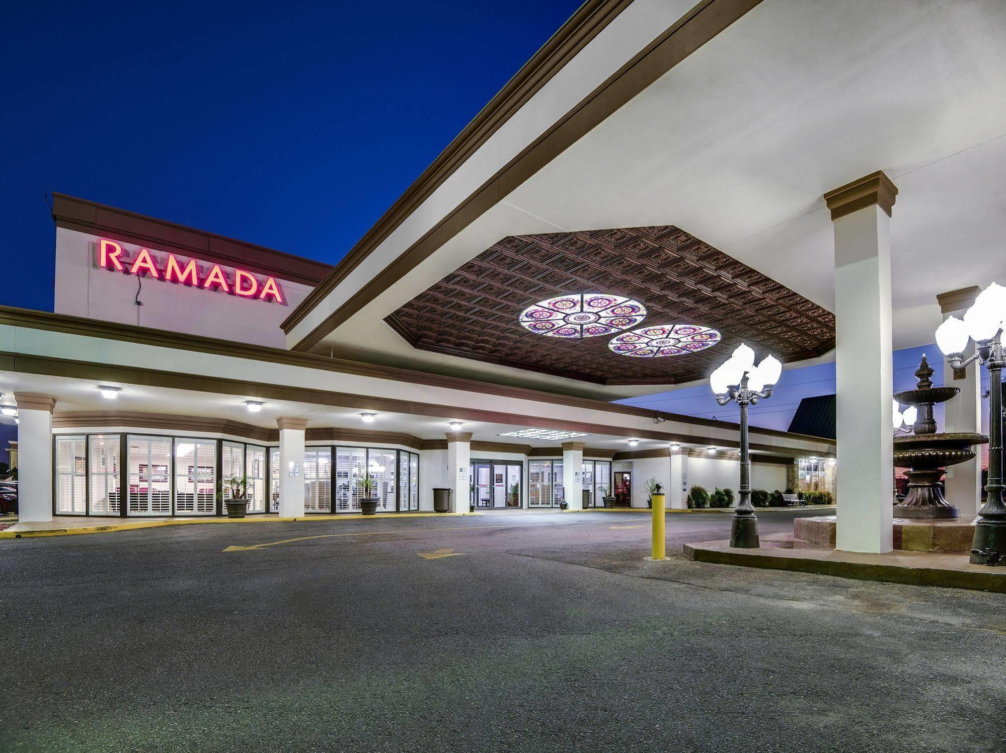 Ramada By Wyndham Metairie New Orleans Airport Hotell Exteriör bild